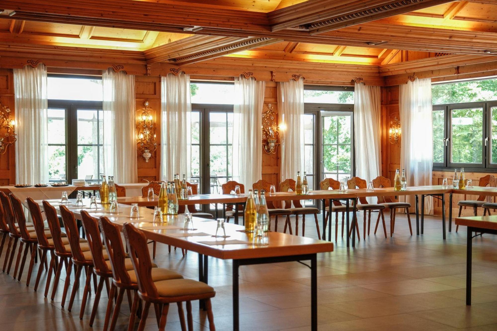 Hotel-Restaurant Kreuzberghof Tagungs- Und Veranstaltungshotel Tiefenbach  Exterior photo